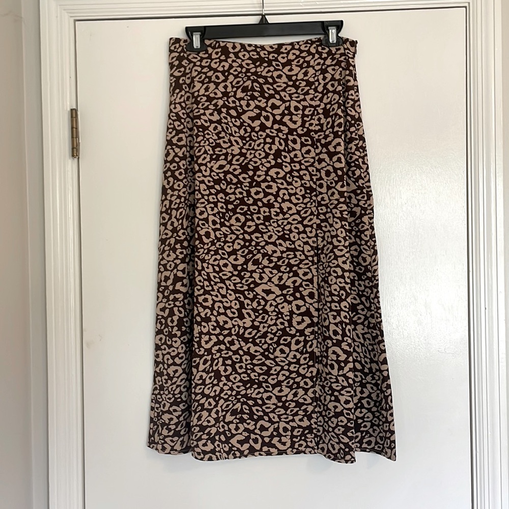 M slit skirt NWOT